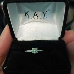 14WG OS SOLITAIRE RING